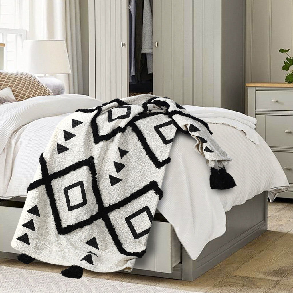 Black and White Woven Cotton Geometric Throw Blanket - Minihomy