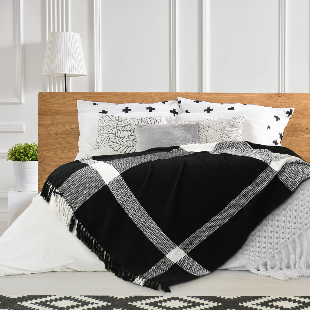 Black and White Woven Cotton Checkered Throw Blanket - Minihomy