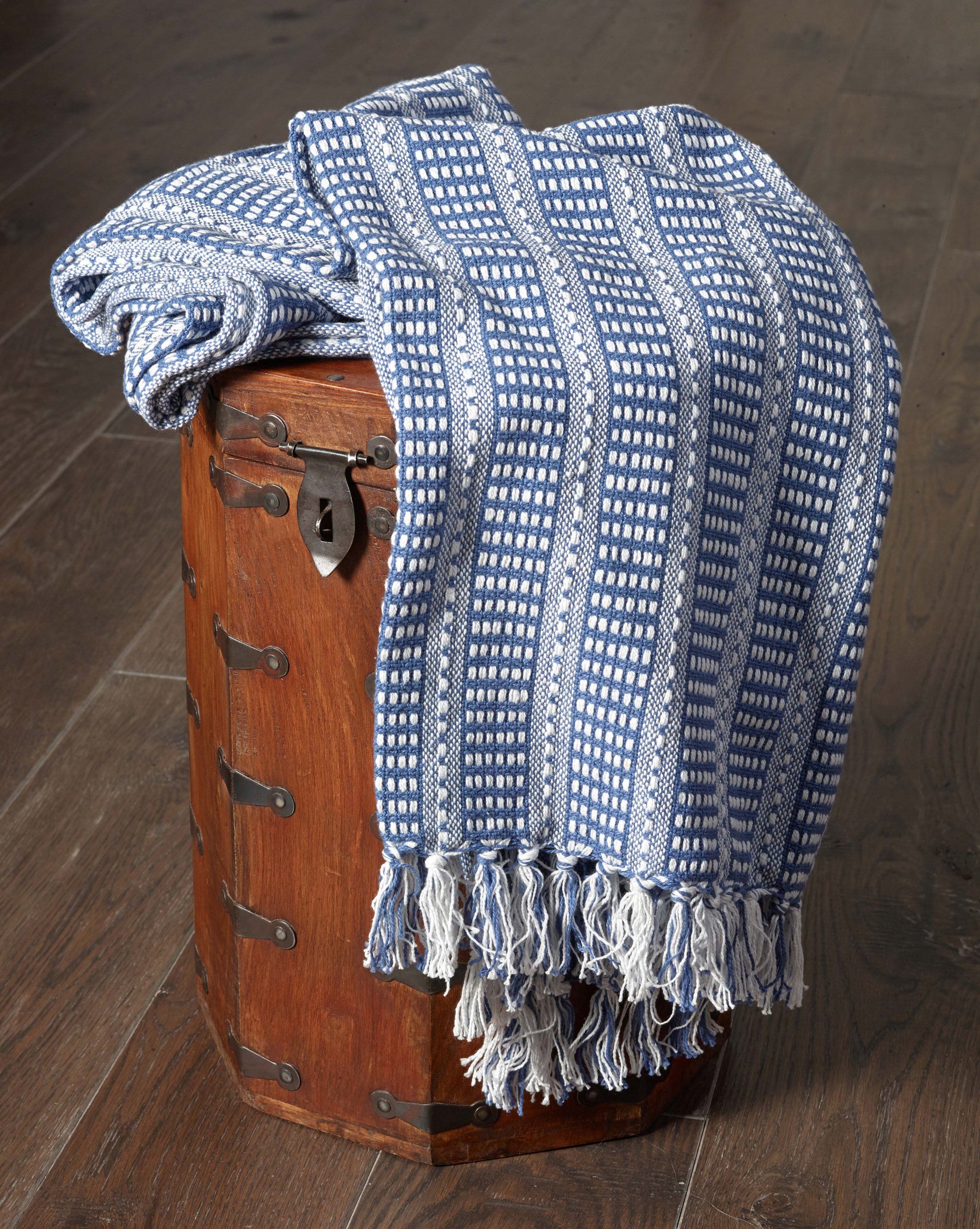 Blue and White Woven Cotton Striped Throw Blanket - Minihomy