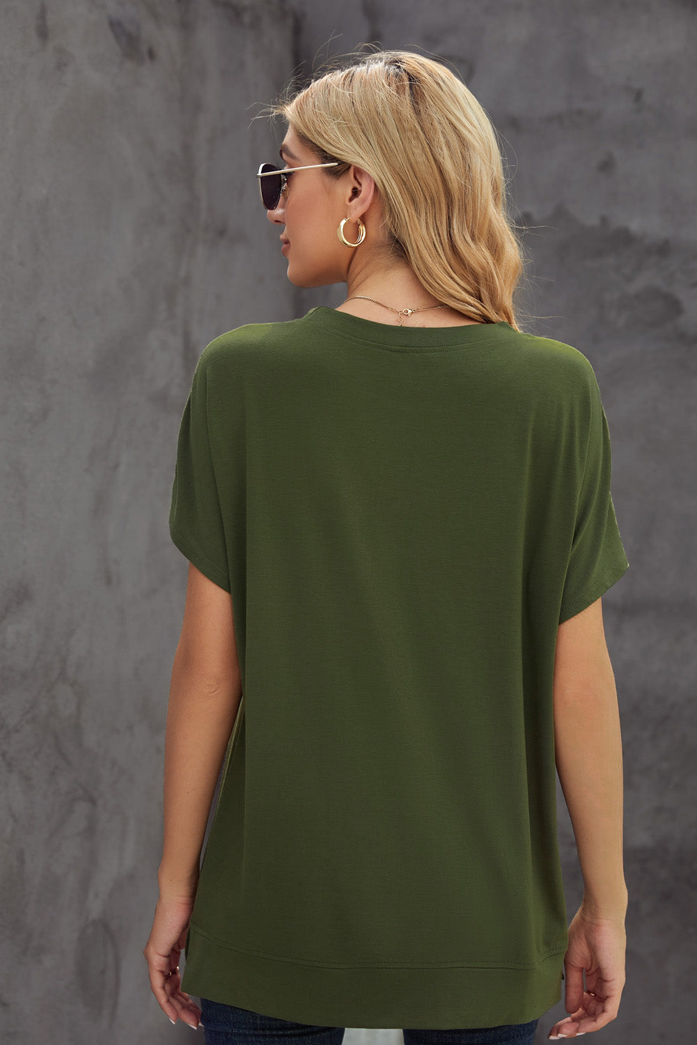 Round Neck Short Sleeve Solid Color Tee - Minihomy