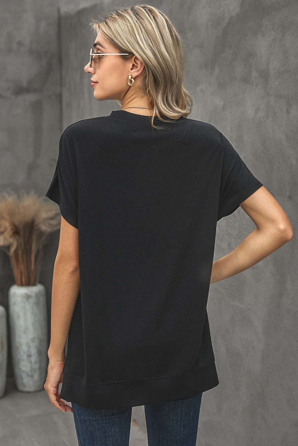 Round Neck Short Sleeve Solid Color Tee - Minihomy