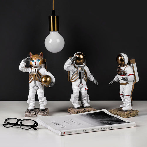 Astronaut resin ornaments