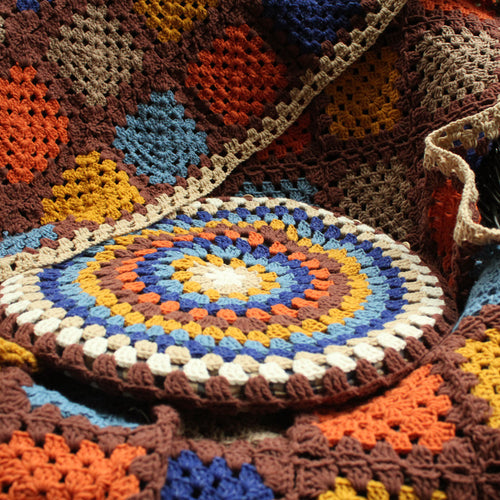 Pure hand crochet tapestry woolen blanket
