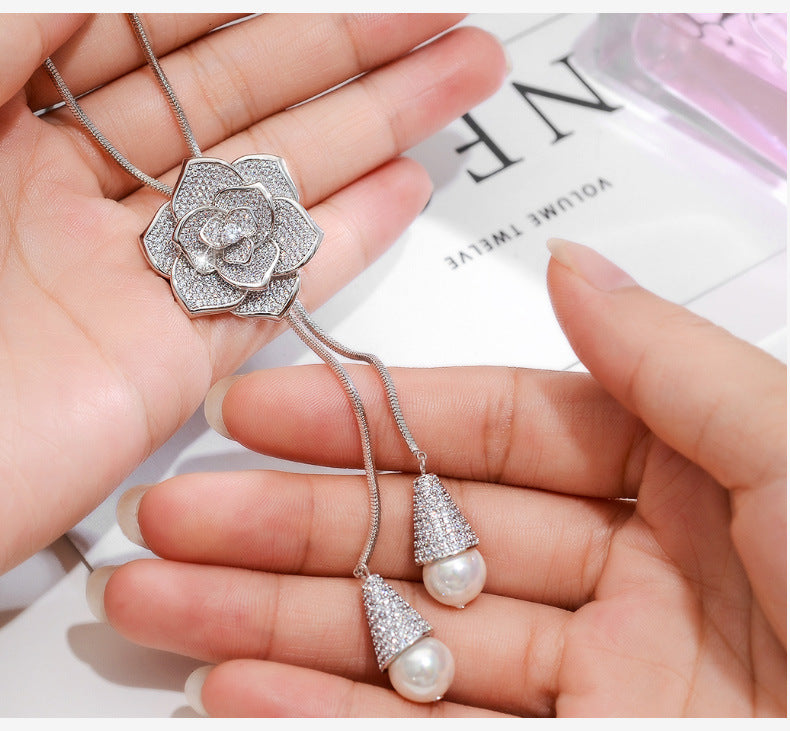 Multilayer flower zircon necklace