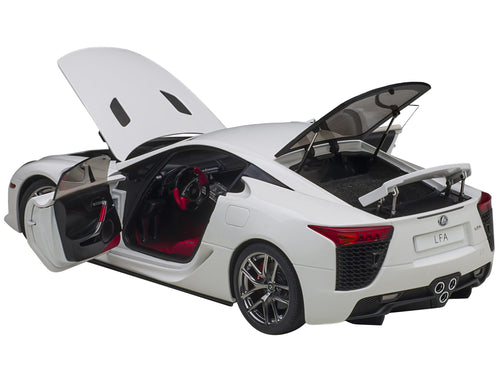 Lexus LFA Whitest White with Red and Black Interior 1/18 Model Car by Autoart