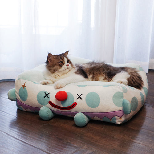 Cozy Pet Bed for Clown Pets - Deep Sleeping Nest