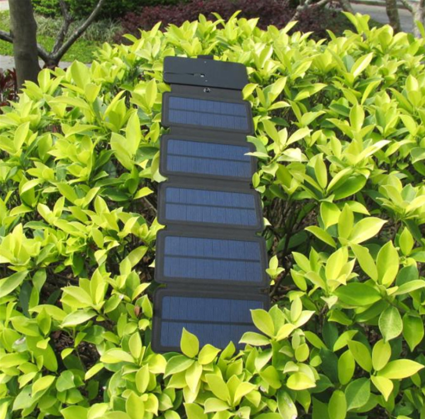 Outdoor 8W folding solar charger Direct charging collapsible solar package Off-road emergency mobile power supply - Minihomy