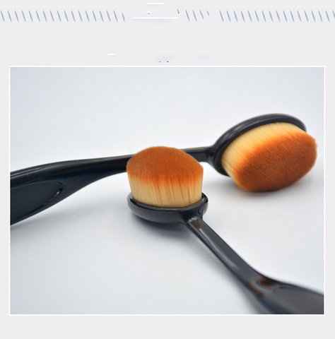 Black BB Brush Can Be Bent Without Loose Powder