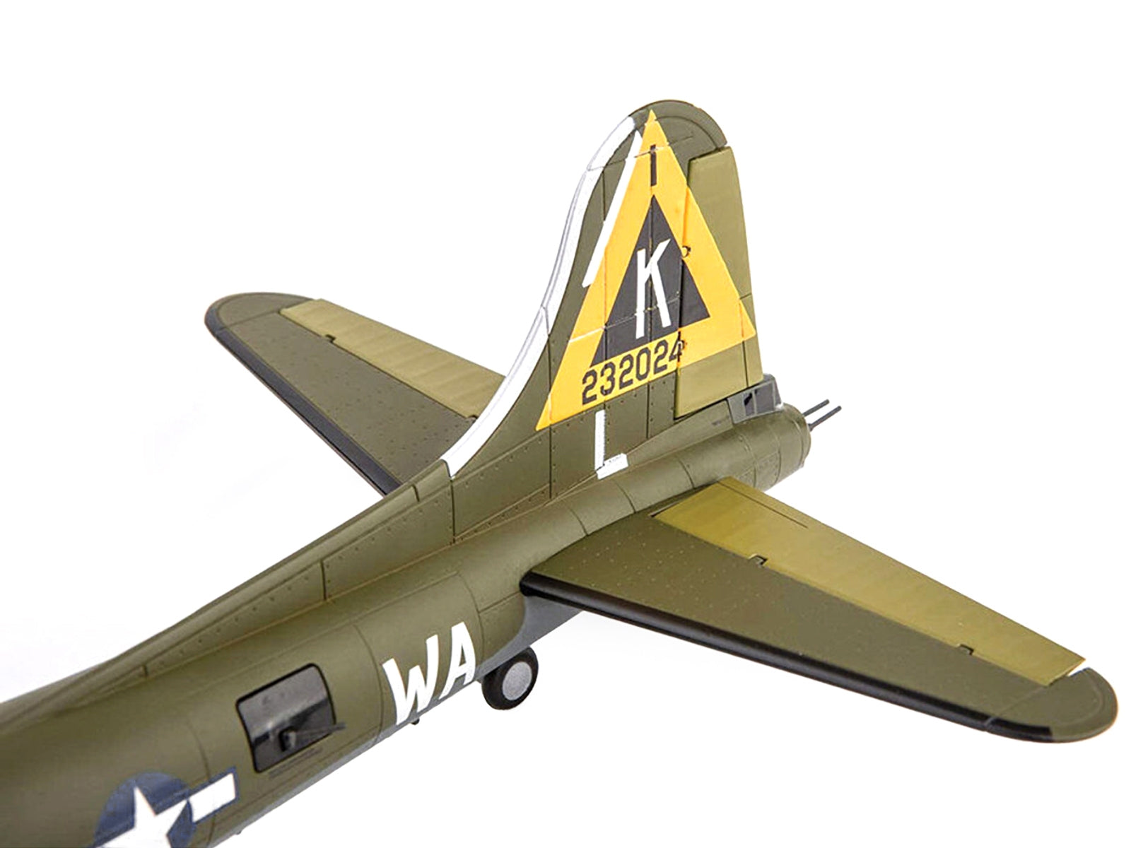 Boeing B-17G Flying Fortress Bomber Aircraft "Swamp Fire" "524th BS 379th BG" "Collector Series" 1/200 Diecast Model by Air Force 1