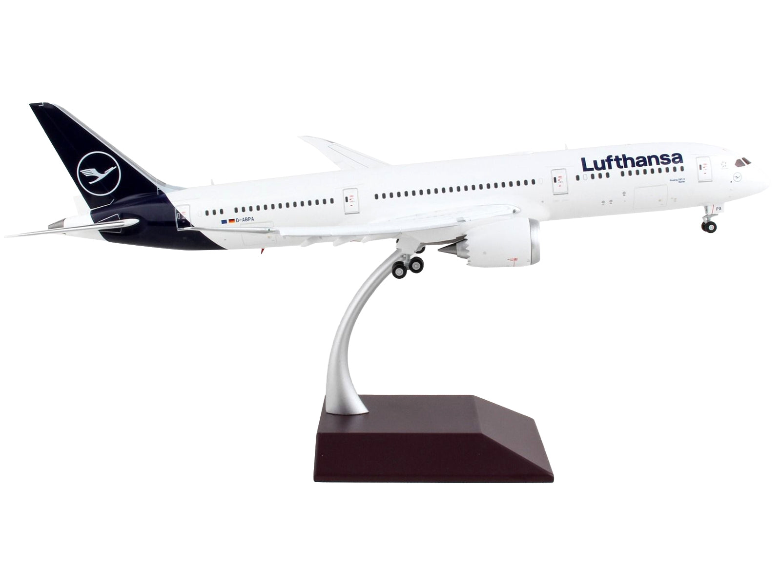 Boeing 787-9 Commercial Aircraft with Flaps Down "Lufthansa" White with Blue Tail "Gemini 200" Series 1/200 Diecast Model Airplane by GeminiJets