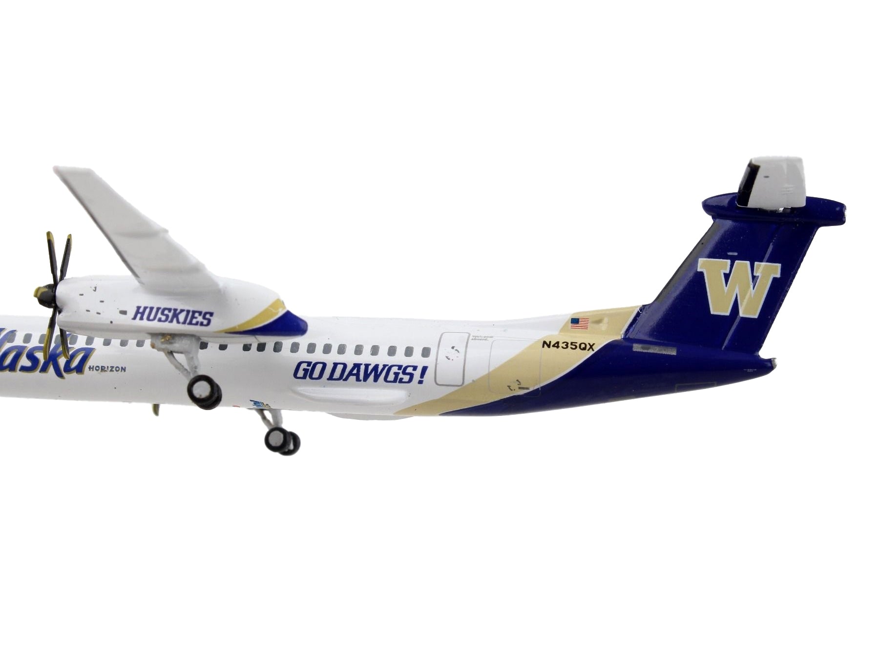 Bombardier Q400 Commercial Aircraft "Alaska Airlines - University of Washington Huskies"