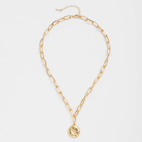 Queen Gold Coin Pendant Fashion Clavicle Chain