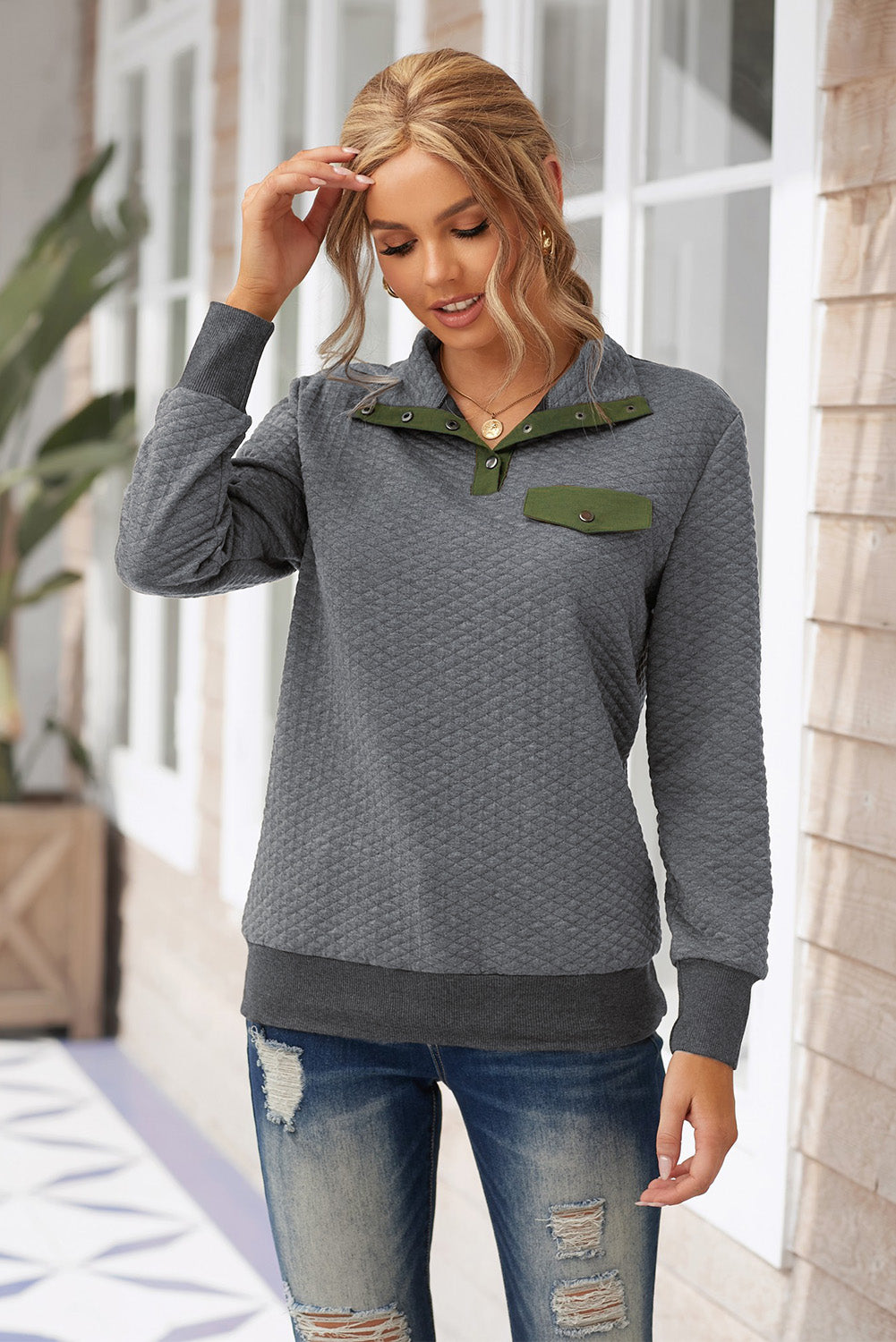 Contrast Quilted Quarter-Snap Long Sleeve Sweatshirt - Minihomy