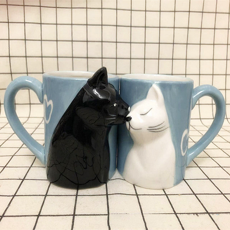 Three-dimensional Cat Couple Ceramic Mug Black And White Cat Kissing