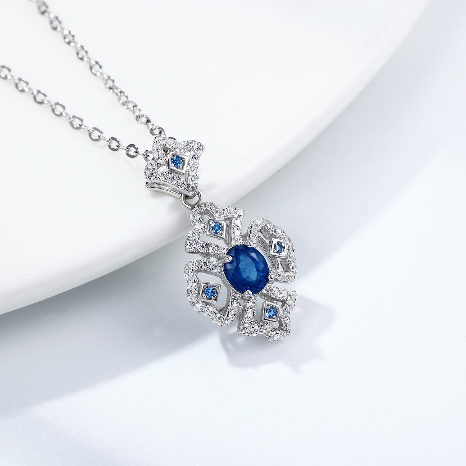 S925 Silver Retro Pattern Necklace Women's Versatile Natural Sapphire Pendant