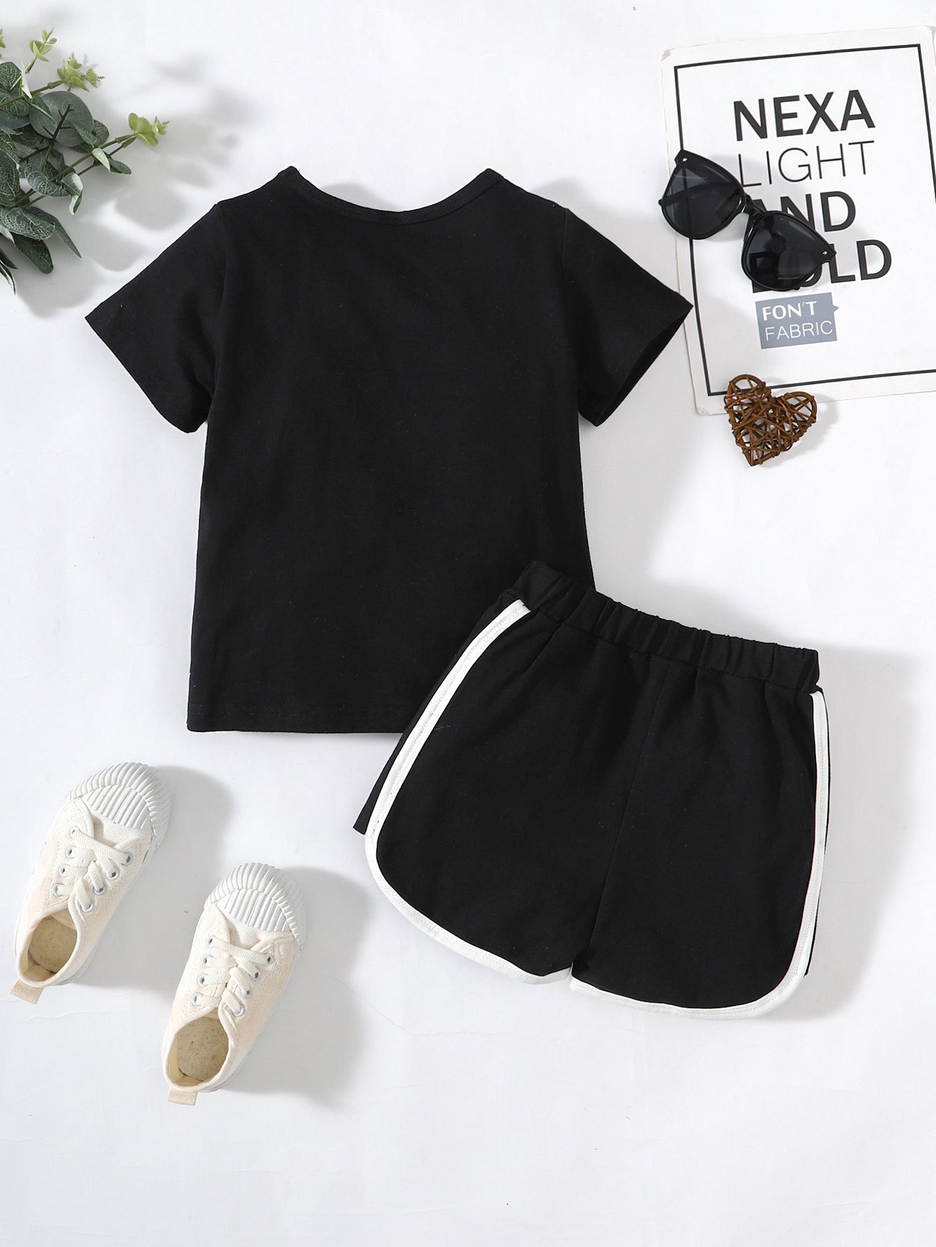 Kids Heart Print T-Shirt and Side Stripe Shorts Set - Minihomy