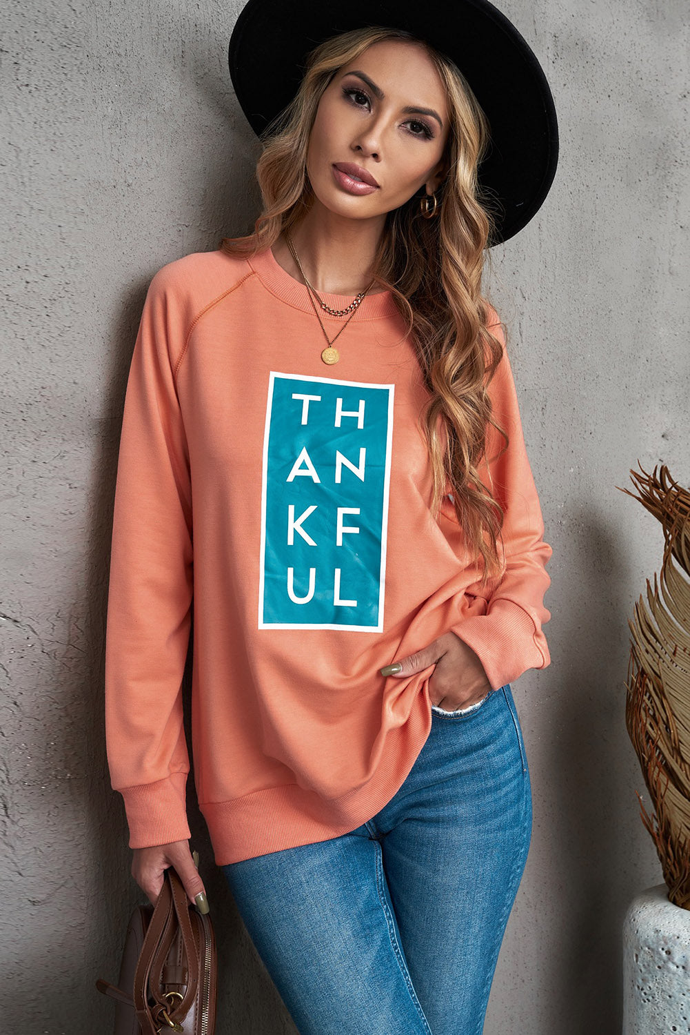 THANKFUL Graphic Sweatshirt - Minihomy