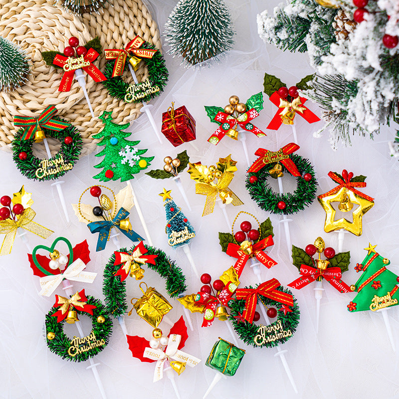 Christmas Themed Baked Cake Decoration