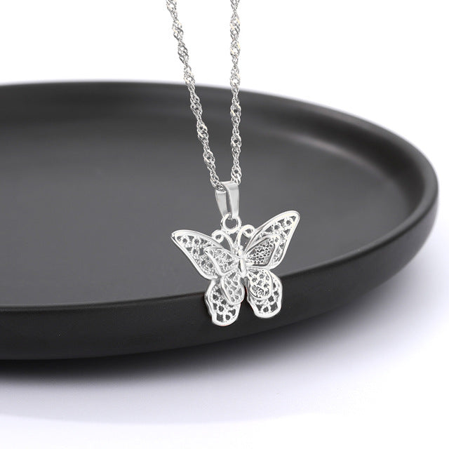 Gold Stainless Steel Stylish Butterfly Necklace Lovely Insect Animal Metal Woman Man Jewelry