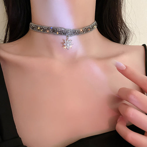 Crystal Choker Neck Clavicle Chain Ice Flower Pendant Necklace
